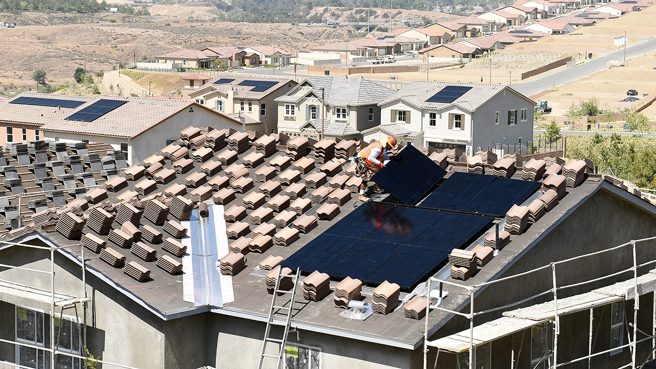 Can You Install Solar on Townhouse?